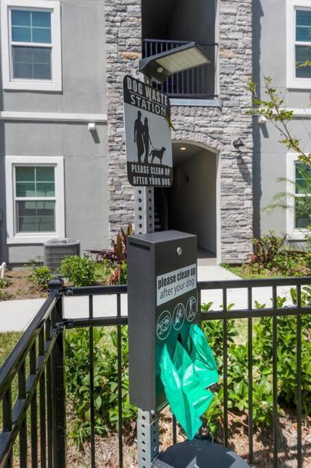 Elegant 2 Bed/2 Bath Apartment In Melbourne Fl Exterior foto