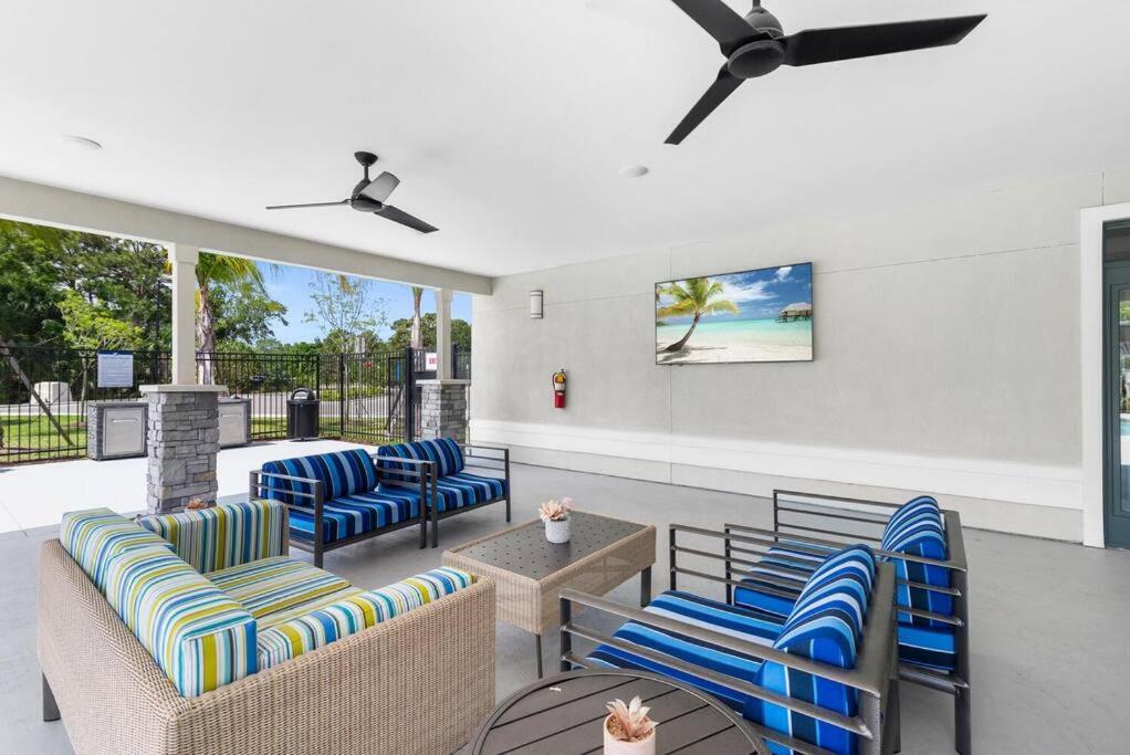 Elegant 2 Bed/2 Bath Apartment In Melbourne Fl Exterior foto